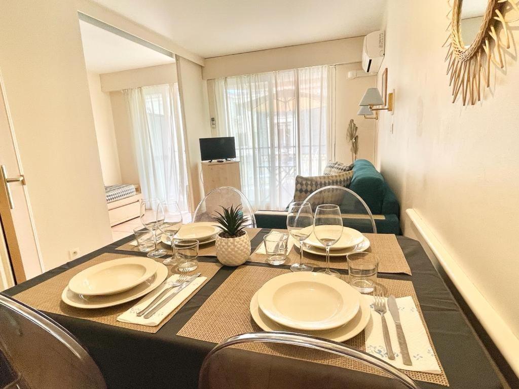 Apartmán Les Rivages 2P Terrasse Parking Menton Exteriér fotografie